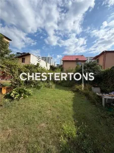 Villa Espaciosa con Terreno Generoso en Zona Exclusiva Razoare-Drumul Sarii - Bucuresti