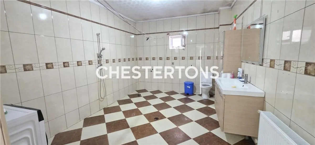 Villa en Venta – Potencial Residencial/Comercial, Bucureștii Noi - foto 9
