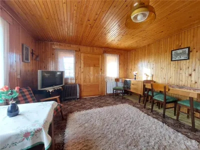 Casa P+1, 5 Dormitorios, 150 m², Terreno 3.815 m², Zoresti, Vernesti - foto 17