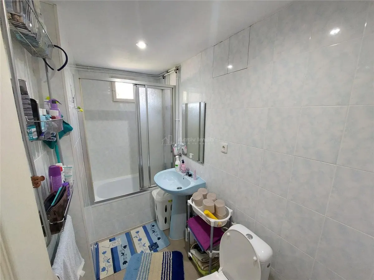 Casa de Planta Baja con Terreno de 1.024 m², Capatanesti, Maracineni - foto 11