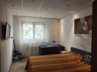 Apartament 2 camere decomandat, 55 mp, etaj 1, centrala, AC - Alexandru cel Bun - Iasi