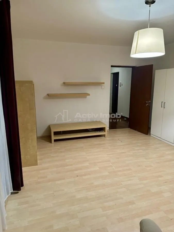 2 CAMERE - 60 MP - VITAN MALL - foto 2