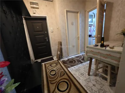 Apartamento de 2 Dormitorios, Planta Baja, 45 m², Nicolae Balcescu, Buzau - foto 5