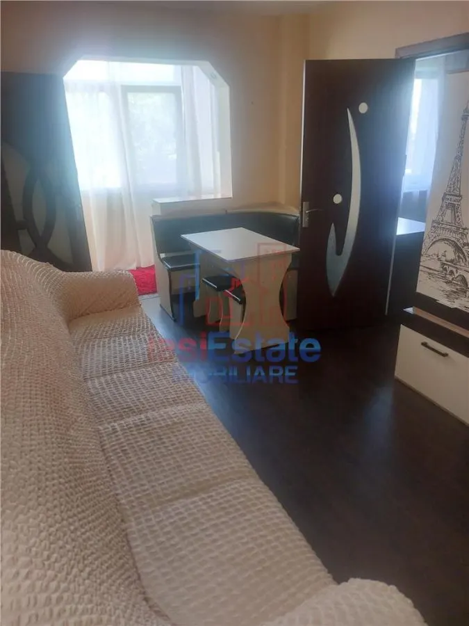 Apartament 2 camere, 38 mp, etaj 1, centrala proprie - Tatarasi - foto 1