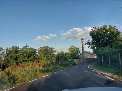 Teren intravilan, 509 mp, deschidere 30 m, com. Vernesti - foto 8
