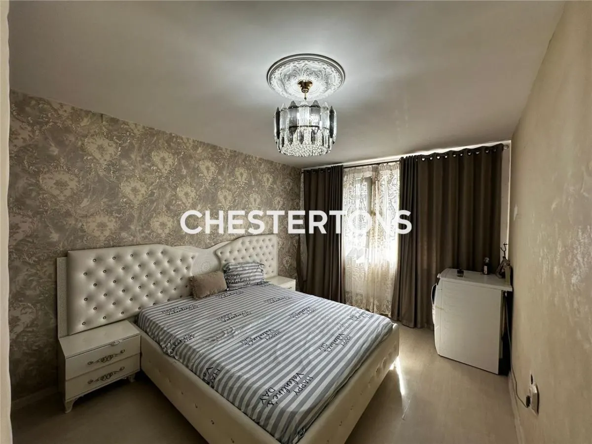 Casa insiruita cu finisaje si mobilier Lux cu curte - foto 4