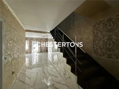 Casa insiruita cu finisaje si mobilier Lux cu curte - foto 5