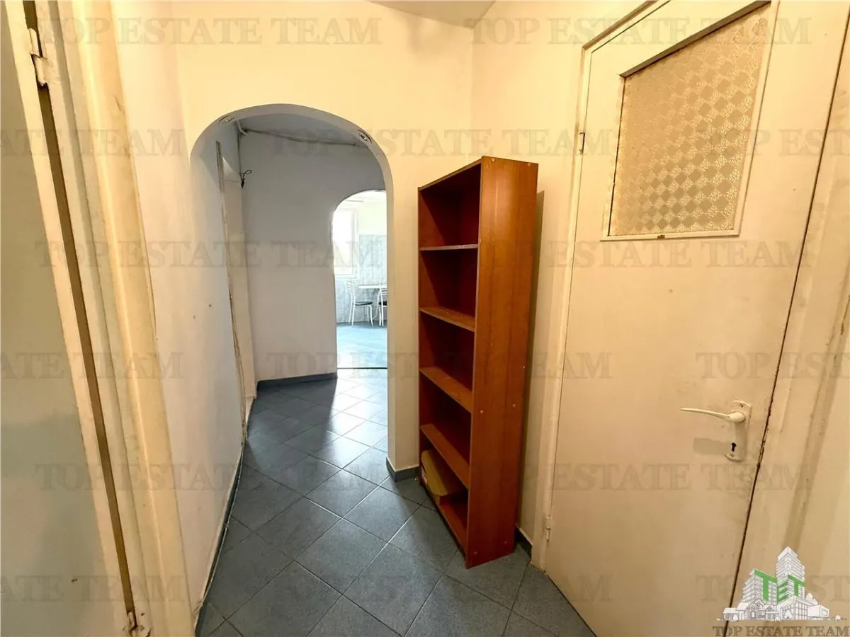 3-Bedroom Separated Layout Apartment in Drumul Taberei, 5 Minutes from Valea Ialomitei Metro - foto 16