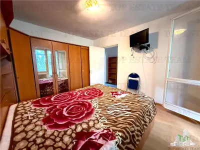 3-Bedroom Separated Layout Apartment in Drumul Taberei, 5 Minutes from Valea Ialomitei Metro - foto 4