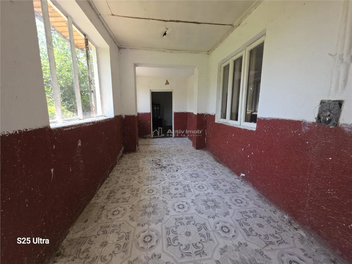 Brick House 104 sqm, Land 1163 sqm, Cotatcu Village, Podgoria - foto 2