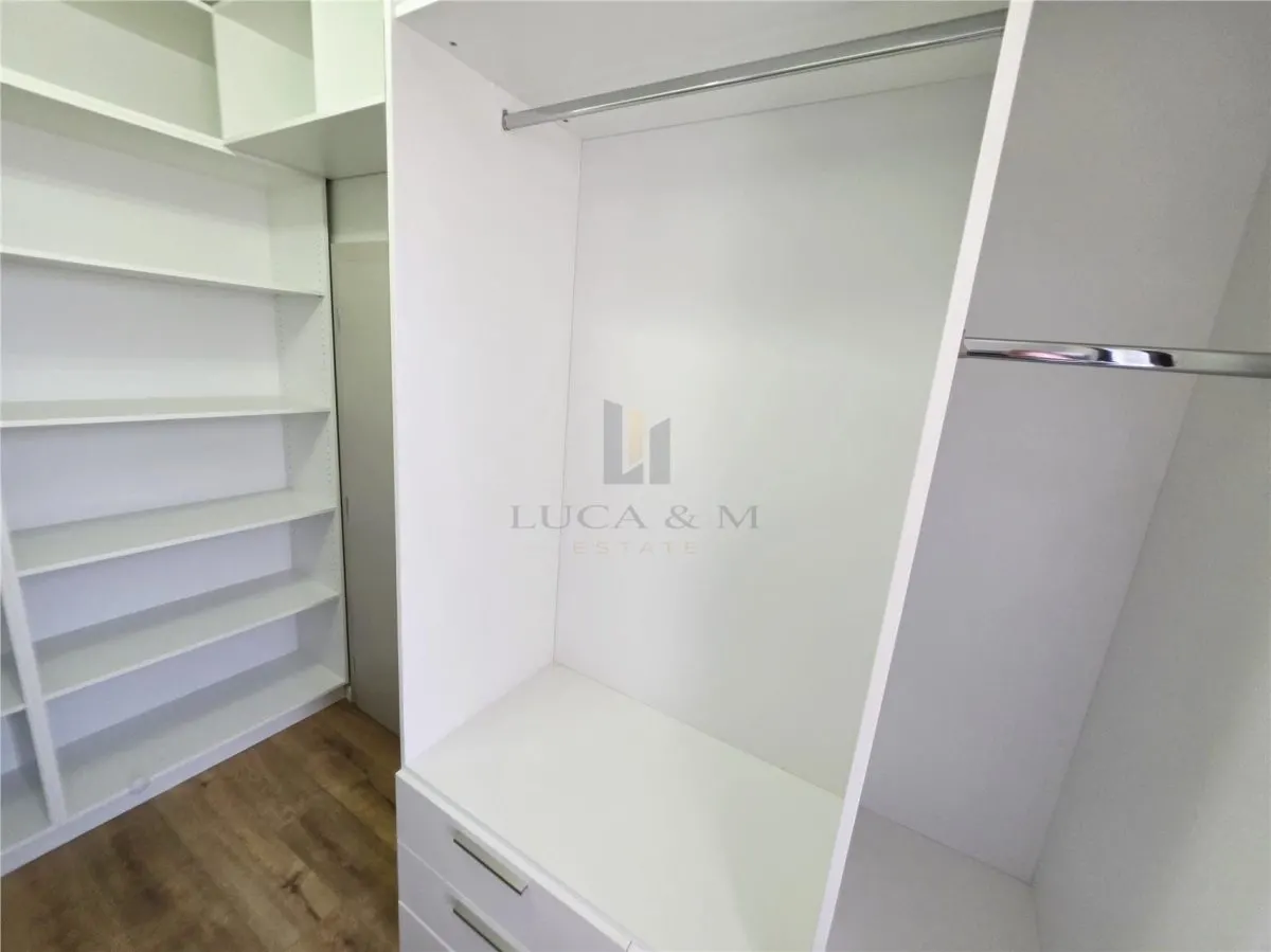 Premier Loyer | Maison Jumelée Moderne Spacieuse et Entièrement Équipée – Ghiroda, Timis - foto 16