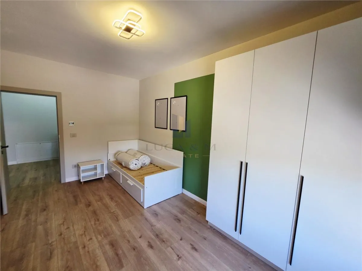 Premier Loyer | Maison Jumelée Moderne Spacieuse et Entièrement Équipée – Ghiroda, Timis - foto 19