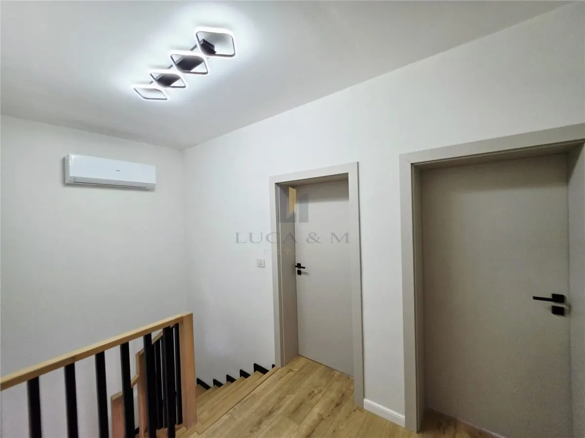 Premier Loyer | Maison Jumelée Moderne Spacieuse et Entièrement Équipée – Ghiroda, Timis - foto 20
