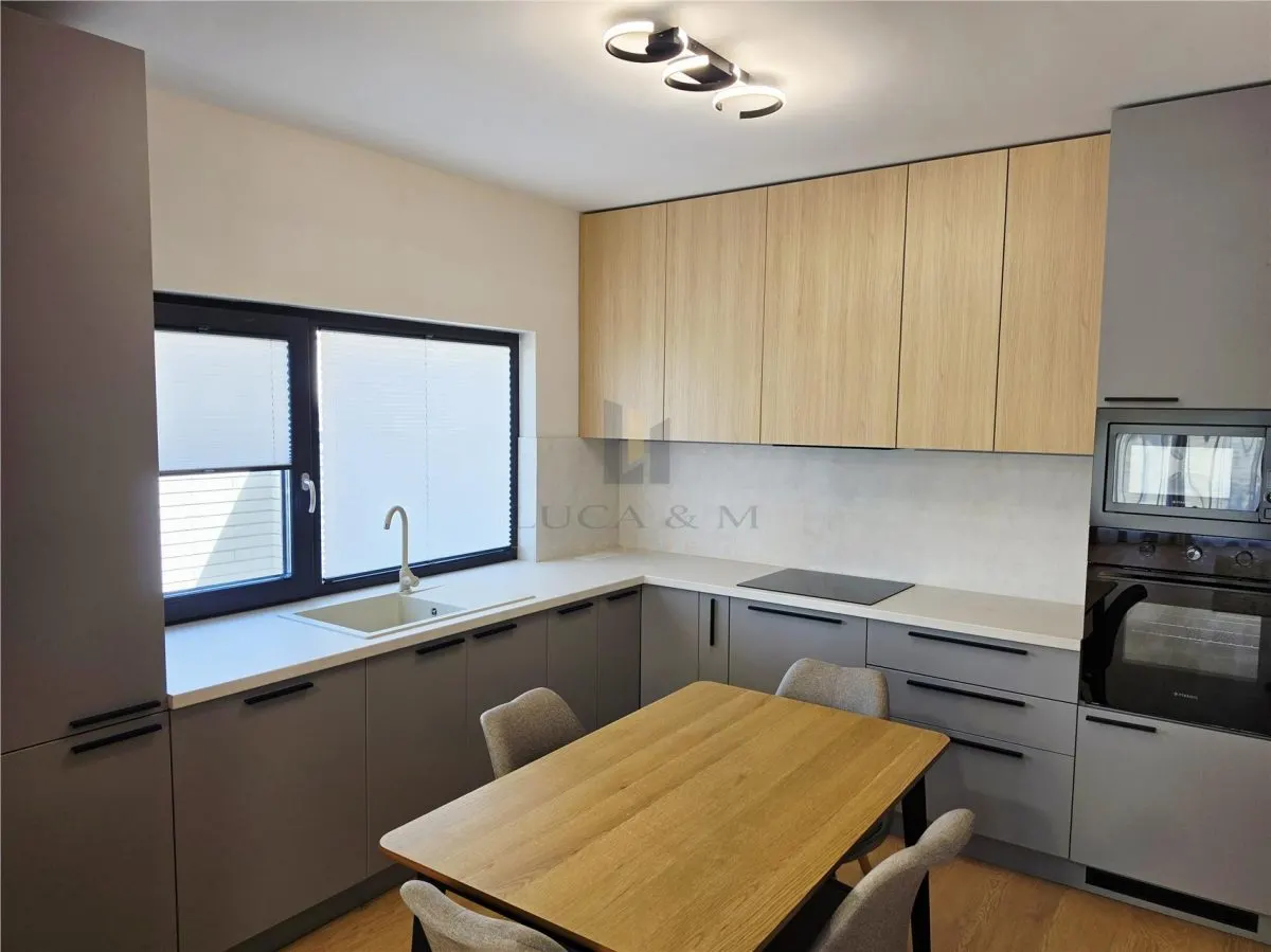 Premier Loyer | Maison Jumelée Moderne Spacieuse et Entièrement Équipée – Ghiroda, Timis - foto 7