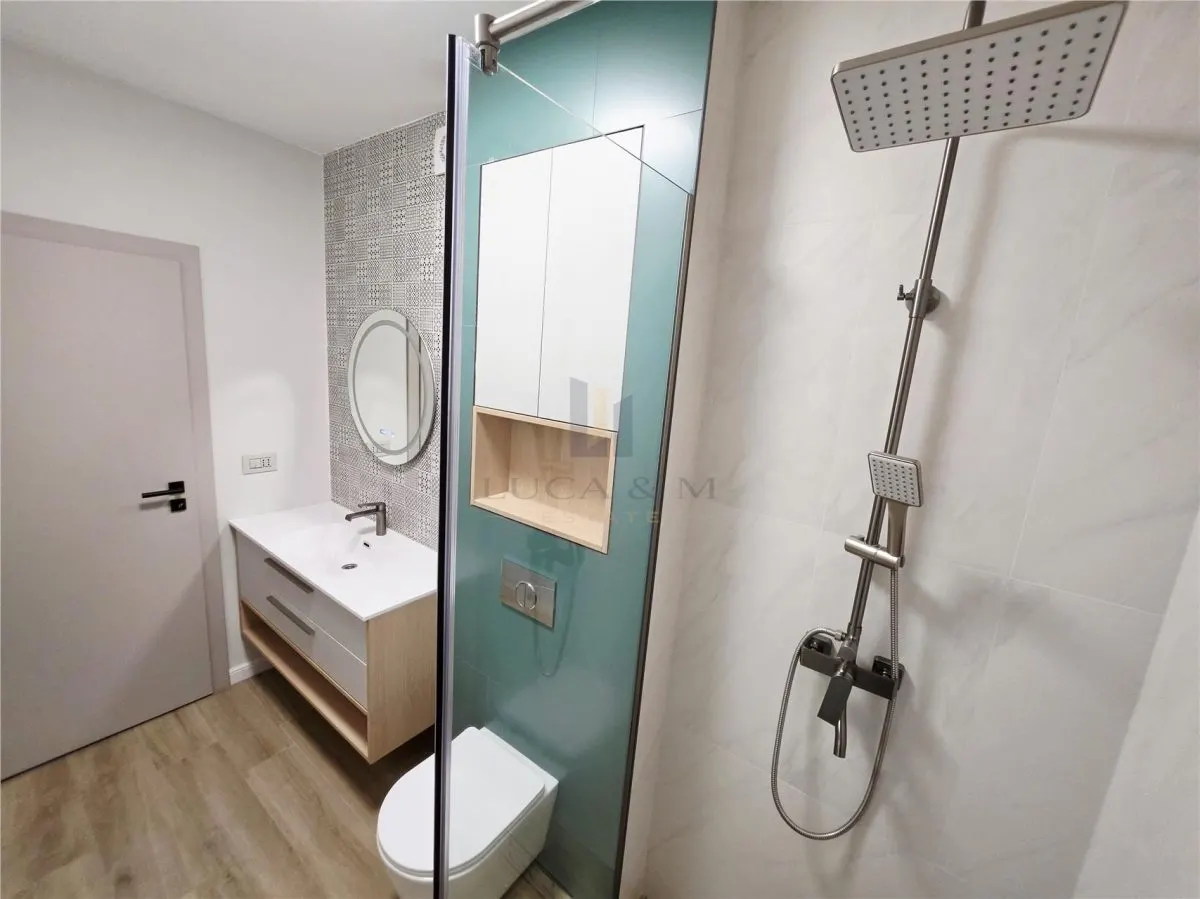 Premier Loyer | Maison Jumelée Moderne Spacieuse et Entièrement Équipée – Ghiroda, Timis - foto 9