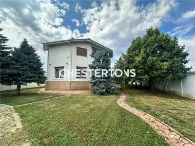 House / villa for sale sqm in Domnesti, Central area - foto 3