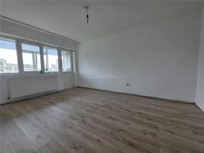 3 camere,61 mp, ET. 4, LOC PARCARE, zona OBOR - Buzau