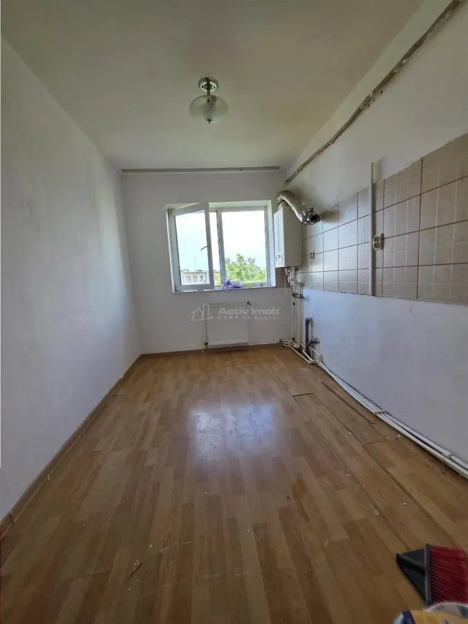 3 camere,61 mp, ET. 4, LOC PARCARE, zona OBOR - foto 11
