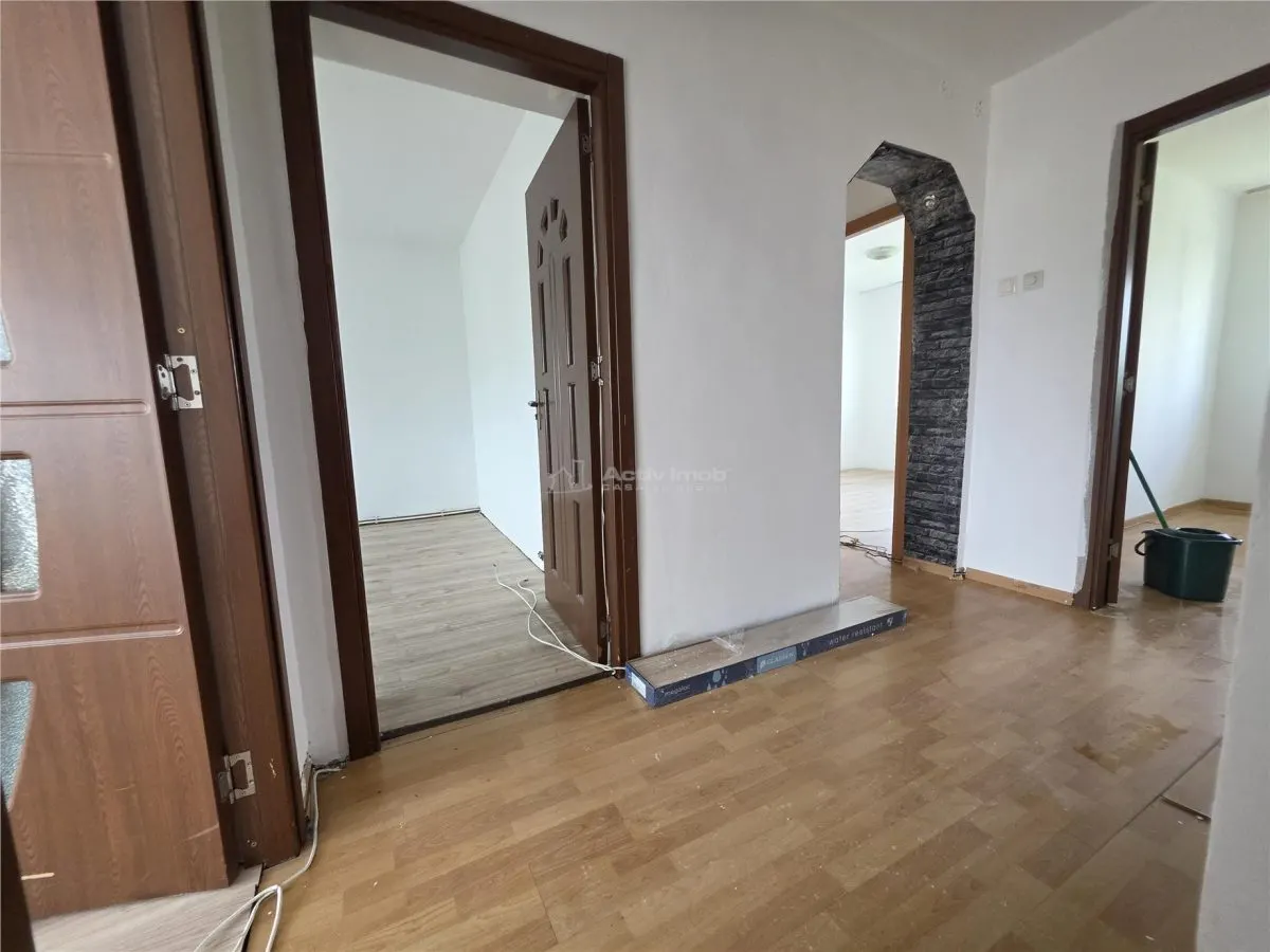 3 camere,61 mp, ET. 4, LOC PARCARE, zona OBOR - foto 5