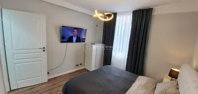Apartamento de 3 Dormitorios, 70 m² – Metro Tineretului, Sector 4 - foto 10
