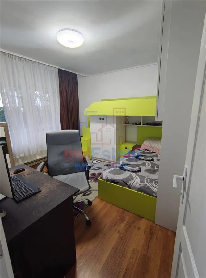 Apartamento de 3 Dormitorios, Zona Nicolina - Tudor Neculai - foto 15