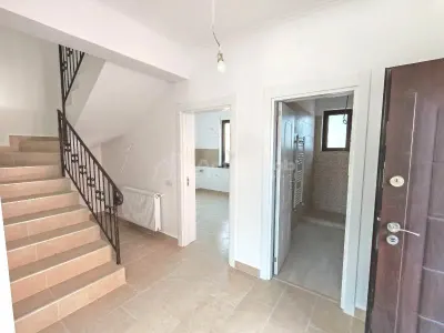 双层别墅，普雷隆吉雷阿根恰街，拉丁区 – €169,900 + 增值税 - foto 16