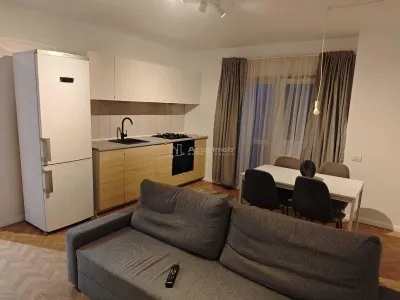 Apartamento 3 Dormitorios, Distribución Independiente, 56 m², Metro Brâncoveanu - Bucuresti