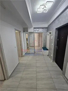 瓦莱亚卢普卢二卧室公寓带庭院，雅西 - foto 2