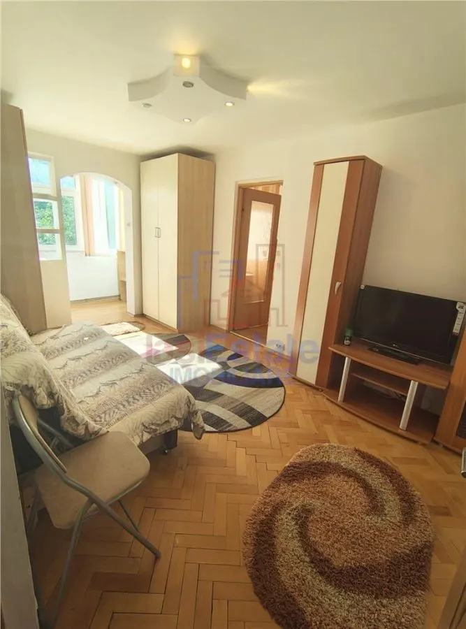 Zona Alexandru cel Bun - Apartament 3 camere - foto 3