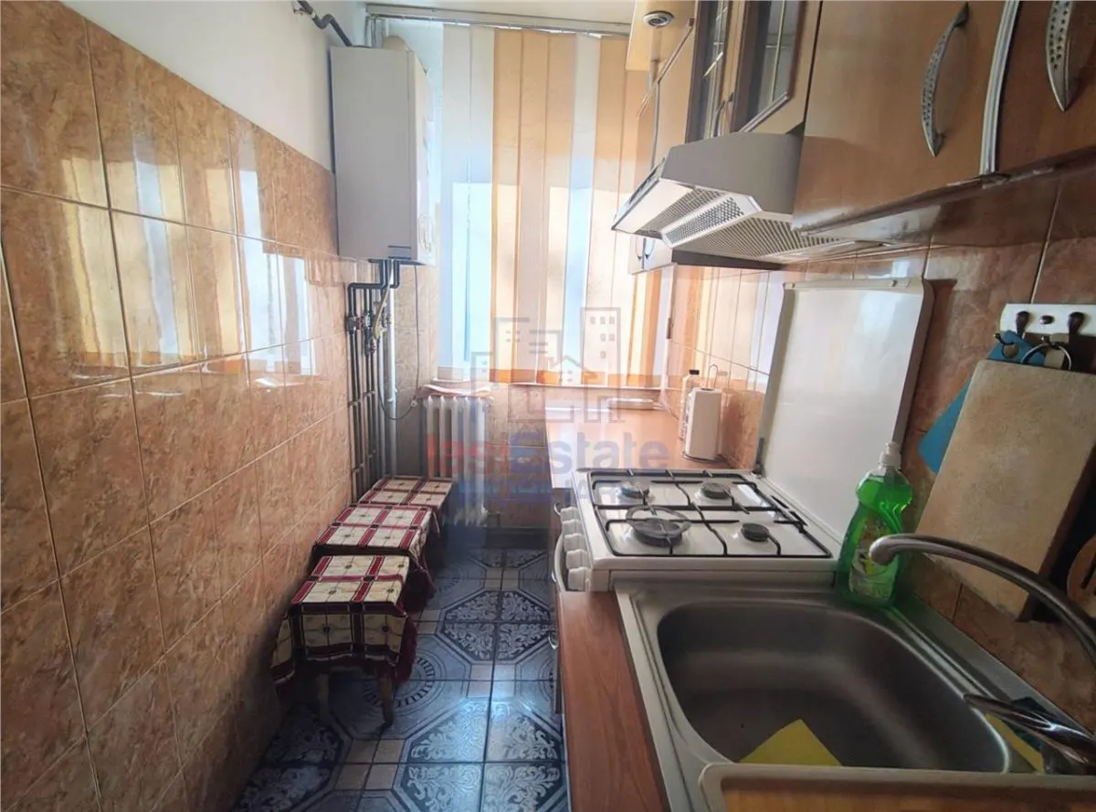 Zona Alexandru cel Bun - Apartament 3 camere - foto 7
