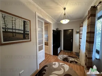 Vila cocheta de vanzare 5 camere cu 436 mp teren si toate utilitatile, mobilata si utilata in centrul Comunei Cornu - foto 23