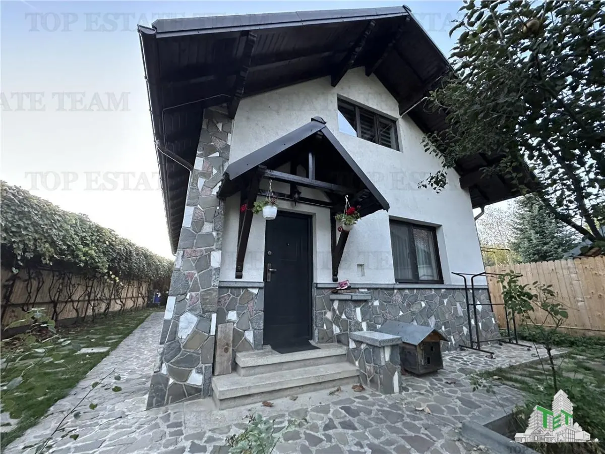 Vila cocheta de vanzare 5 camere cu 436 mp teren si toate utilitatile, mobilata si utilata in centrul Comunei Cornu - foto 5