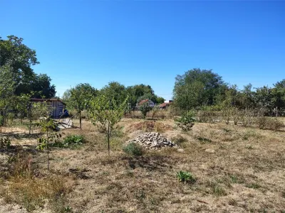 Otelu Rosu, Teren INTRAVILAN, 588mp - foto 4