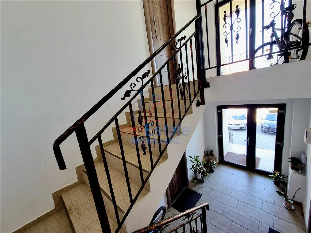 Appartement 2 Chambres avec Distribution Séparée, 1er Étage à Bucium avec Parking - foto 11