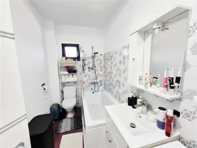 Appartement 2 Chambres avec Distribution Séparée, 1er Étage à Bucium avec Parking - foto 10
