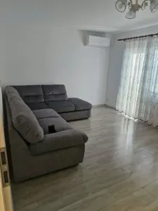 2 - camere- decomandat-prima inchiriere - Ploiesti