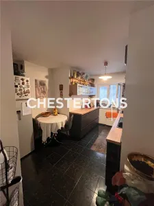 Apartment with 4 bedrooms for sale 94 sqm in Bucuresti, Lujerului area - foto 3