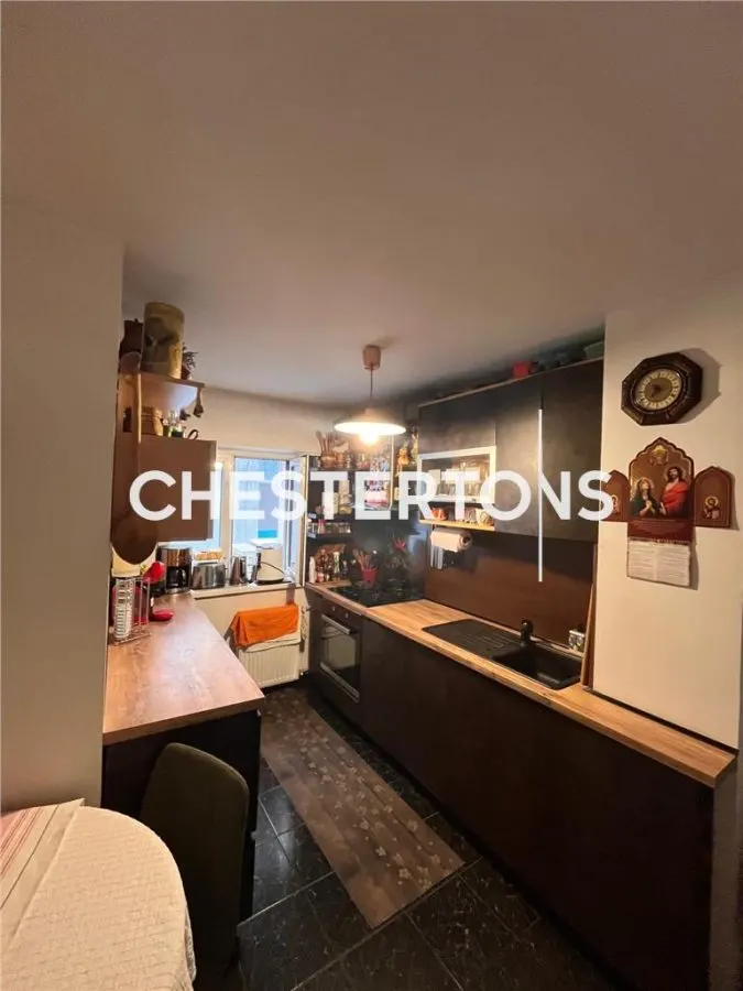 Apartment with 4 bedrooms for sale 94 sqm in Bucuresti, Lujerului area - foto 4