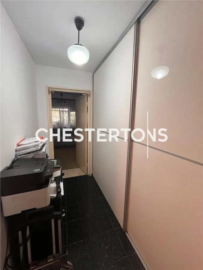 Apartment with 4 bedrooms for sale 94 sqm in Bucuresti, Lujerului area - foto 8