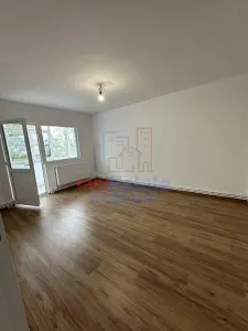 Apartament 4 camere decomandat, 82 mp, Etaj 1, Renovat - Zona Dacia - foto 2