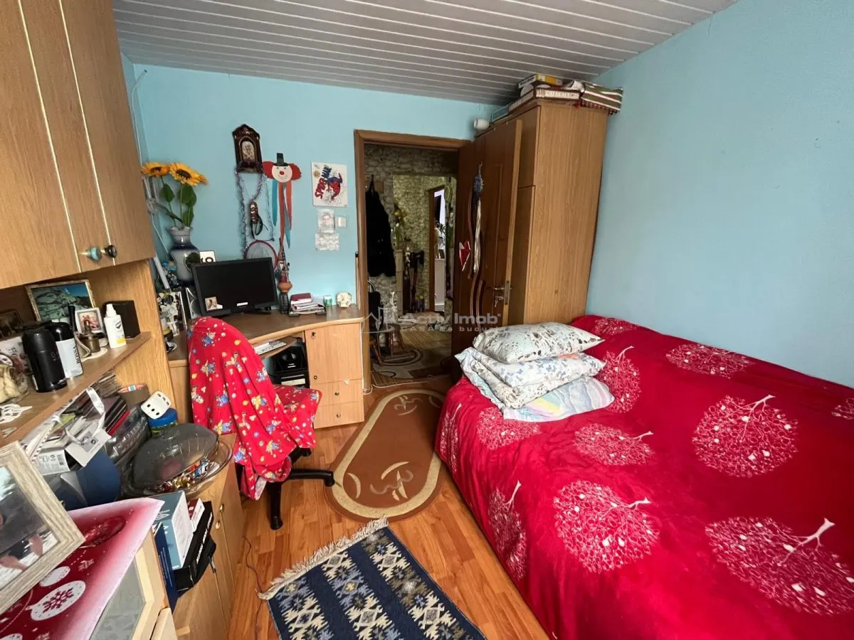 Caransebes, Apartamento de 3 Dormitorios, Zona Pipirig Polivalenta - foto 6