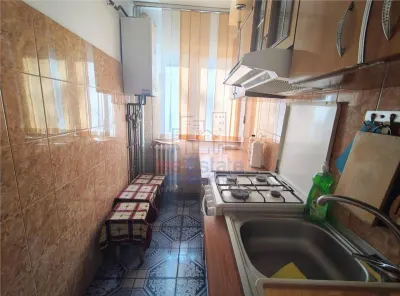 Alexandru cel Bun - Three-Bedroom Apartment, Intermediate Floor - foto 10