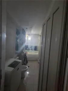 Apartamento de 4 Dormitorios Ostroveni, Boulevard Tineretului, Ramnicu Valcea - foto 10