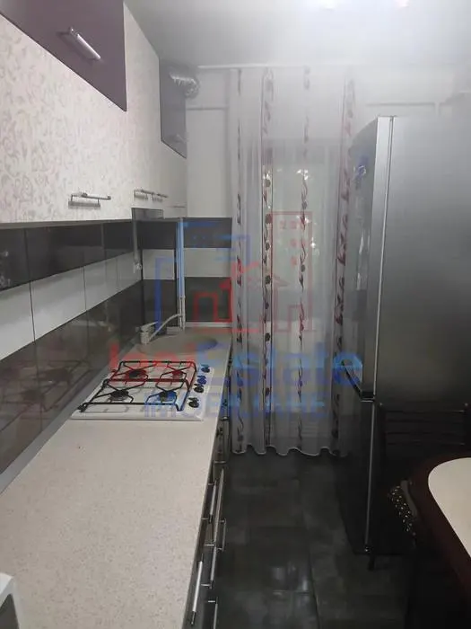 Apartament 2 camere, etaj 2, Baza 3 - centrala proprie, mobilat si utilat - foto 6