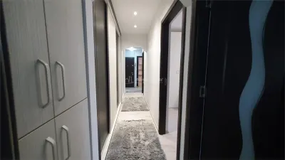 Location - Appartement 3 Chambres - 2e Étage - Burdujeni - Cuza Voda 2 - foto 10