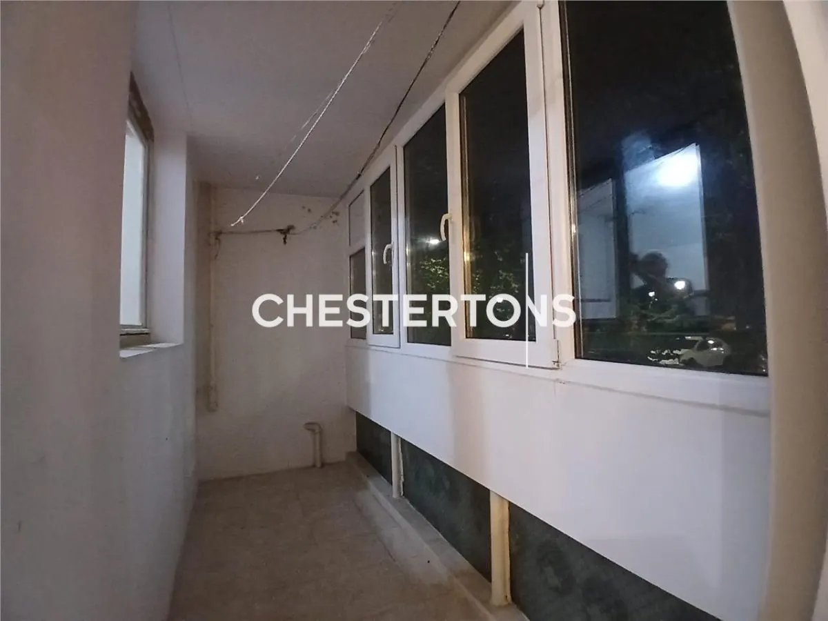 Apartamento de 3 Dormitorios, Semisótano Alto, Nitu Vasile/Berceni - foto 3