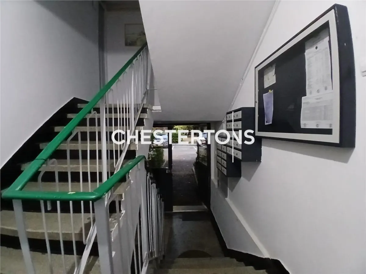 Apartamento de 3 Dormitorios, Semisótano Alto, Nitu Vasile/Berceni - foto 9