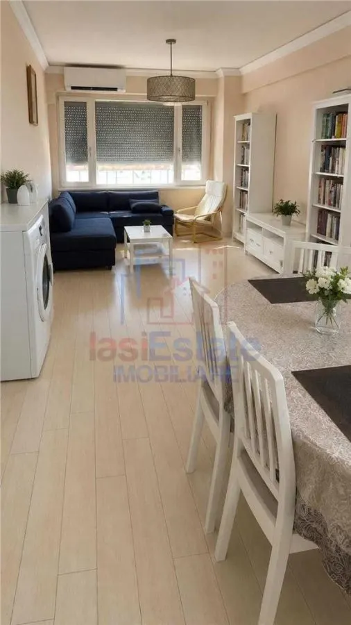 Apartament 4 camere Centru - foto 1