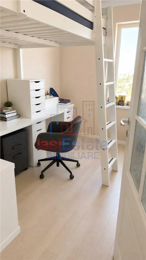 Apartament 4 camere Centru - foto 4