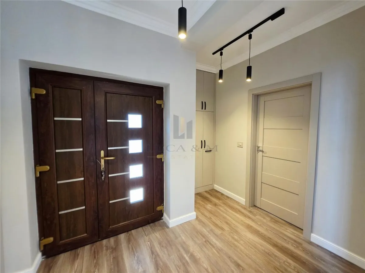 First Let | Spacious Modern Semi-Detached House – Ghiroda, Timiș - foto 11